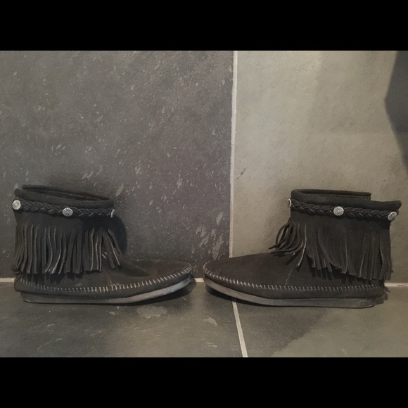 Minnetonka Suede Fringe Zip Concho Ankle Bootie - Picture 5 of 8